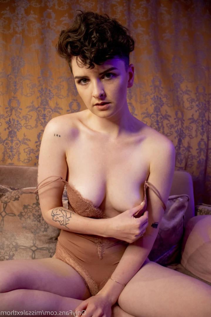 Alexandra Thorn [ missalexthorn ] Onlyfans leaked photo 13423562 on Hotleaks.tv