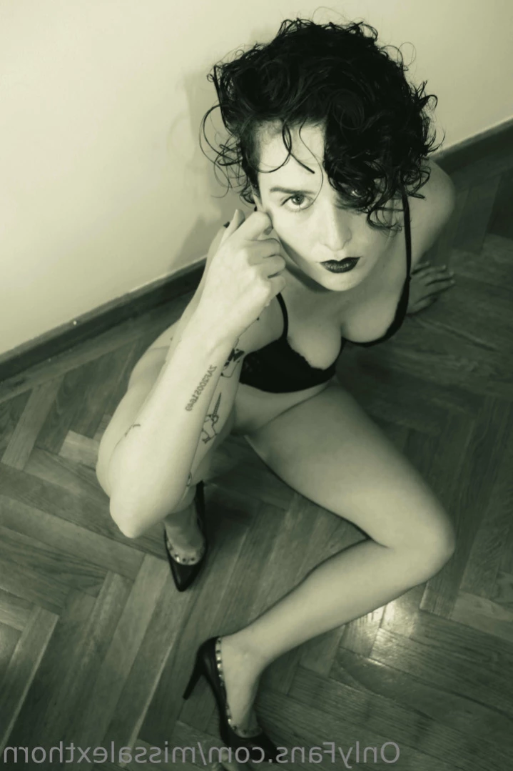 Alexandra Thorn [ missalexthorn ] Onlyfans leaked photo 13579527 on Hotleaks.tv