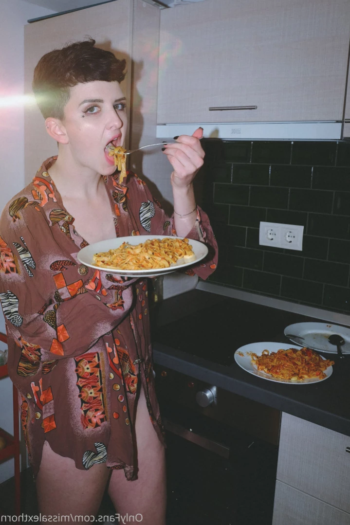 Alexandra Thorn [ missalexthorn ] Onlyfans leaked photo 14353182 on Hotleaks.tv