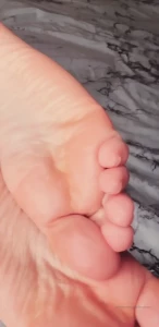 8048325