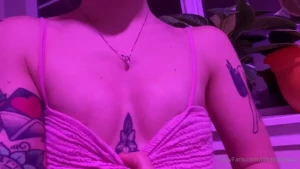 18383018