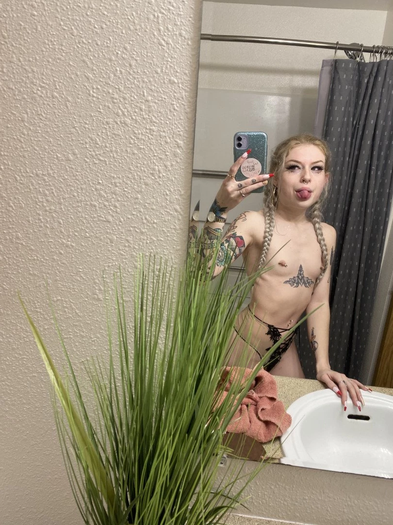 Bre [ lilbabybrexxx ] Onlyfans leaked photo 694032 on Hotleaks.tv