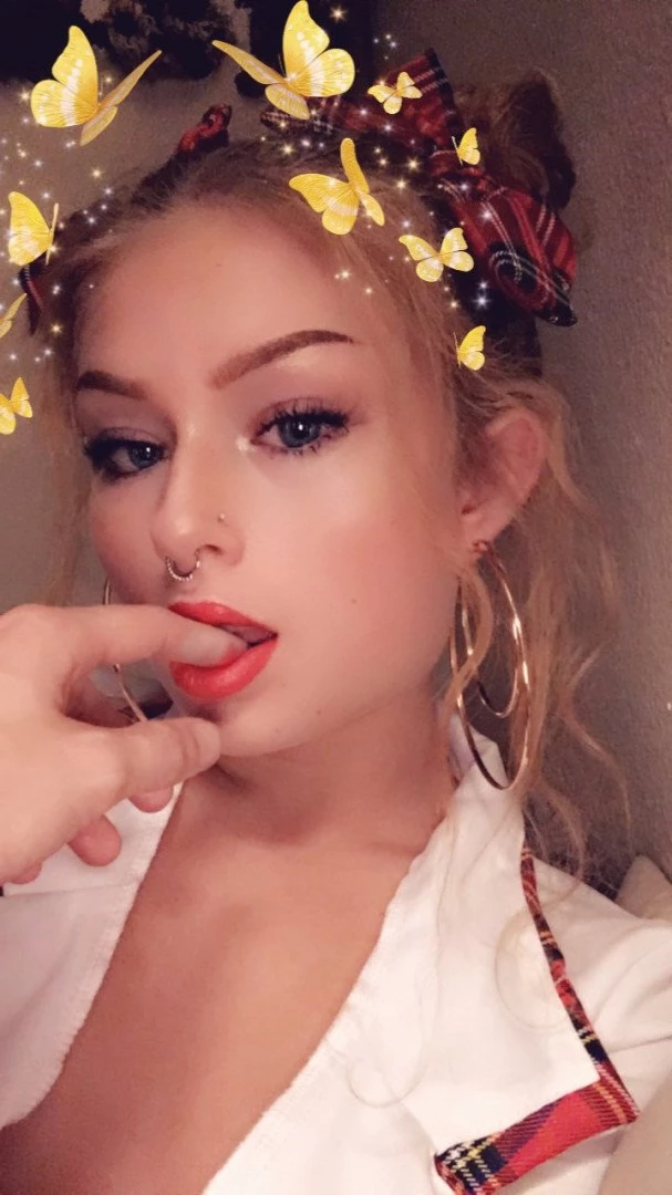 Bre [ lilbabybrexxx ] Onlyfans leaked photo 694187 on Hotleaks.tv