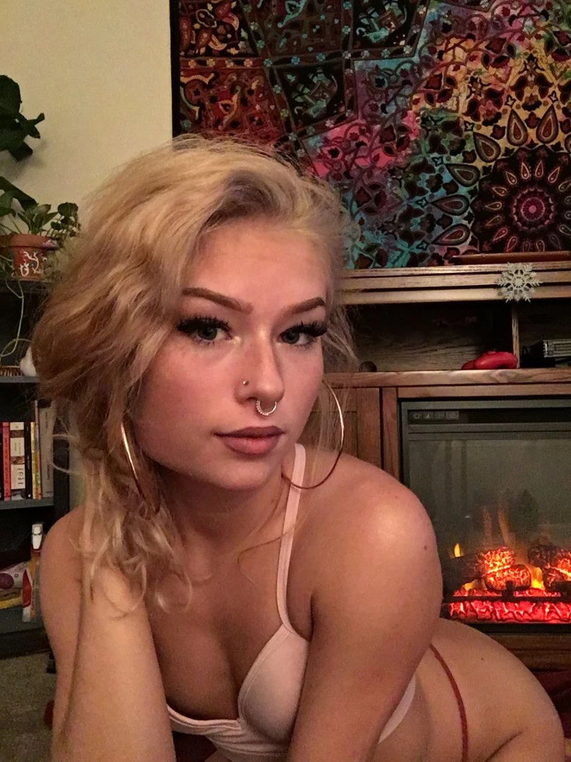 Bre [ lilbabybrexxx ] Onlyfans leaked photo 694274 on Hotleaks.tv