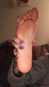 694729