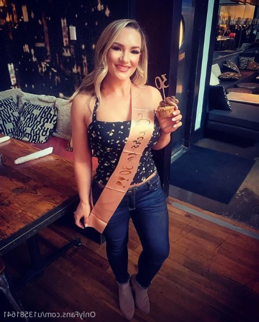 Cali carter [ misscalicarter ] Onlyfans leaked photo 9240098 on Hotleaks.tv