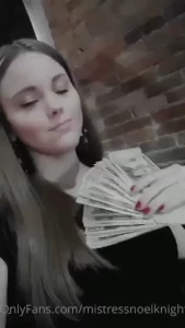 Mistress Noel Knight [ mistressnoelknight ] Onlyfans leaked video 18233527 on Hotleaks.tv