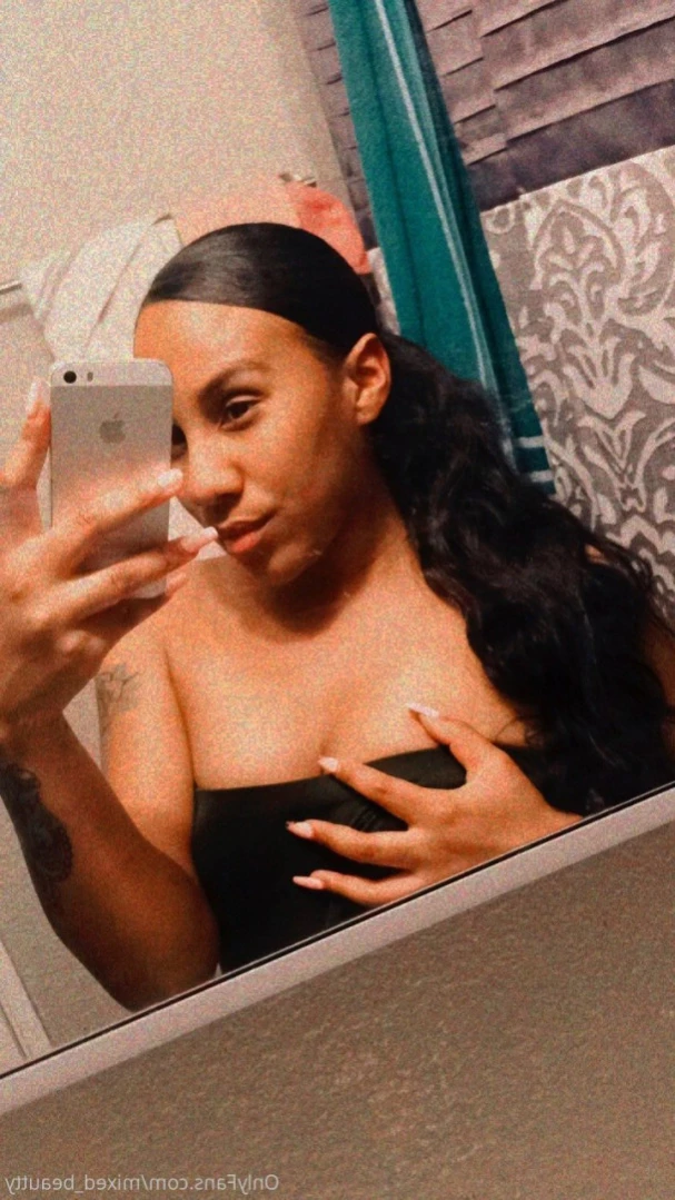 SEXTING/CockRate Queen 👸🏾 [ caramel_lattee ] Onlyfans leaked photo 13454650 on Hotleaks.tv