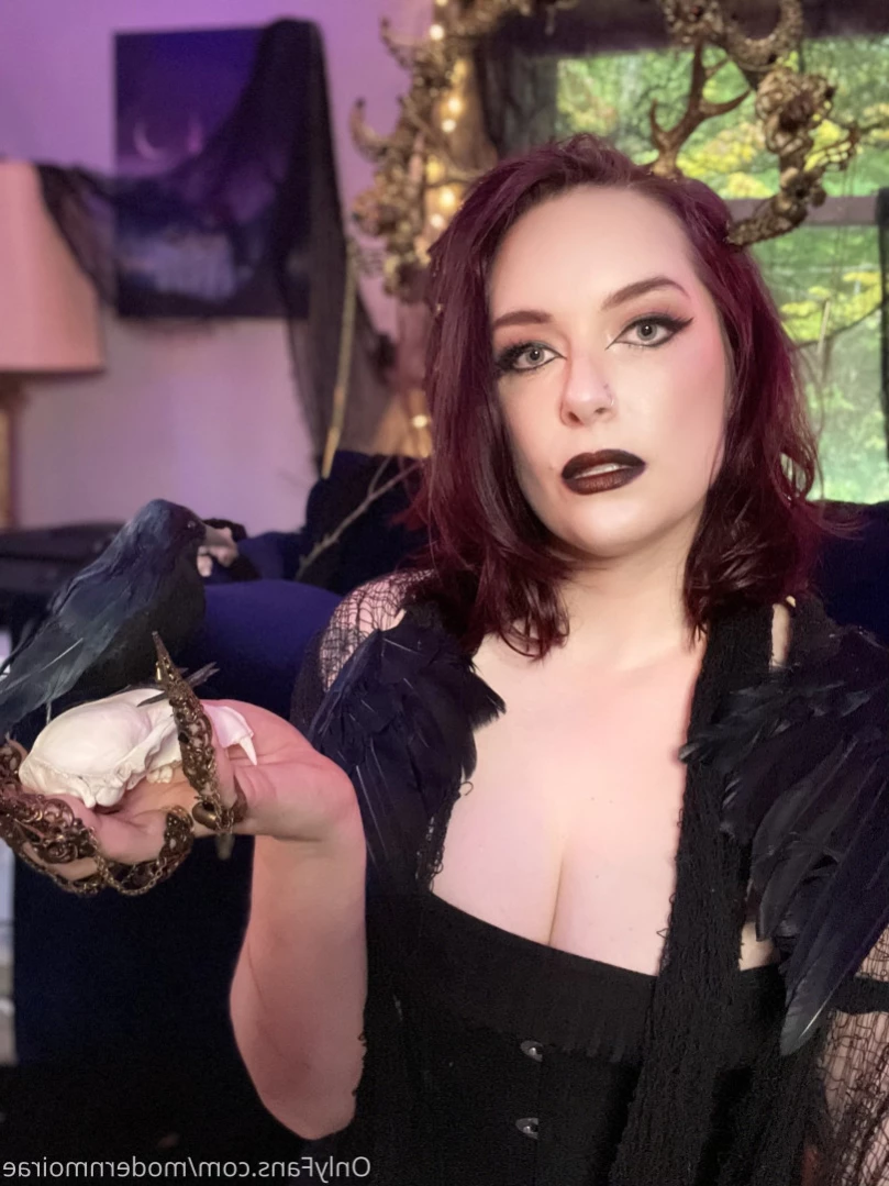 Roxie Rusalka [ roxierusalka ] Onlyfans leaked photo 11314085 on Hotleaks.tv