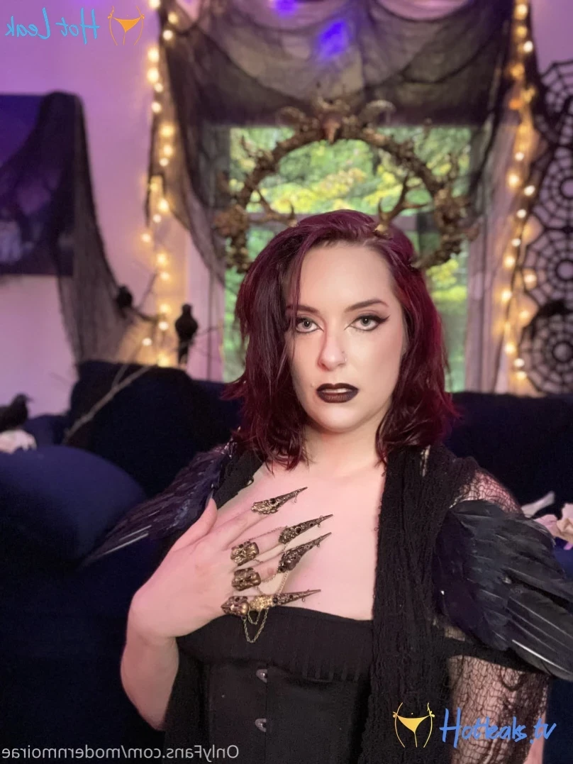 Roxie Rusalka [ roxierusalka ] Onlyfans leaked photo 12351871 on Hotleaks.tv