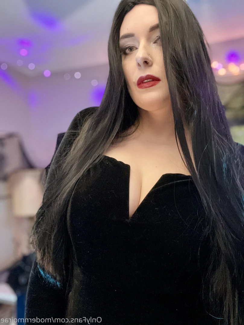 Roxie Rusalka [ roxierusalka ] Onlyfans leaked photo 12611427 on Hotleaks.tv