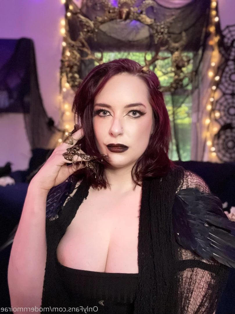Roxie Rusalka [ roxierusalka ] Onlyfans leaked photo 13310518 on Hotleaks.tv