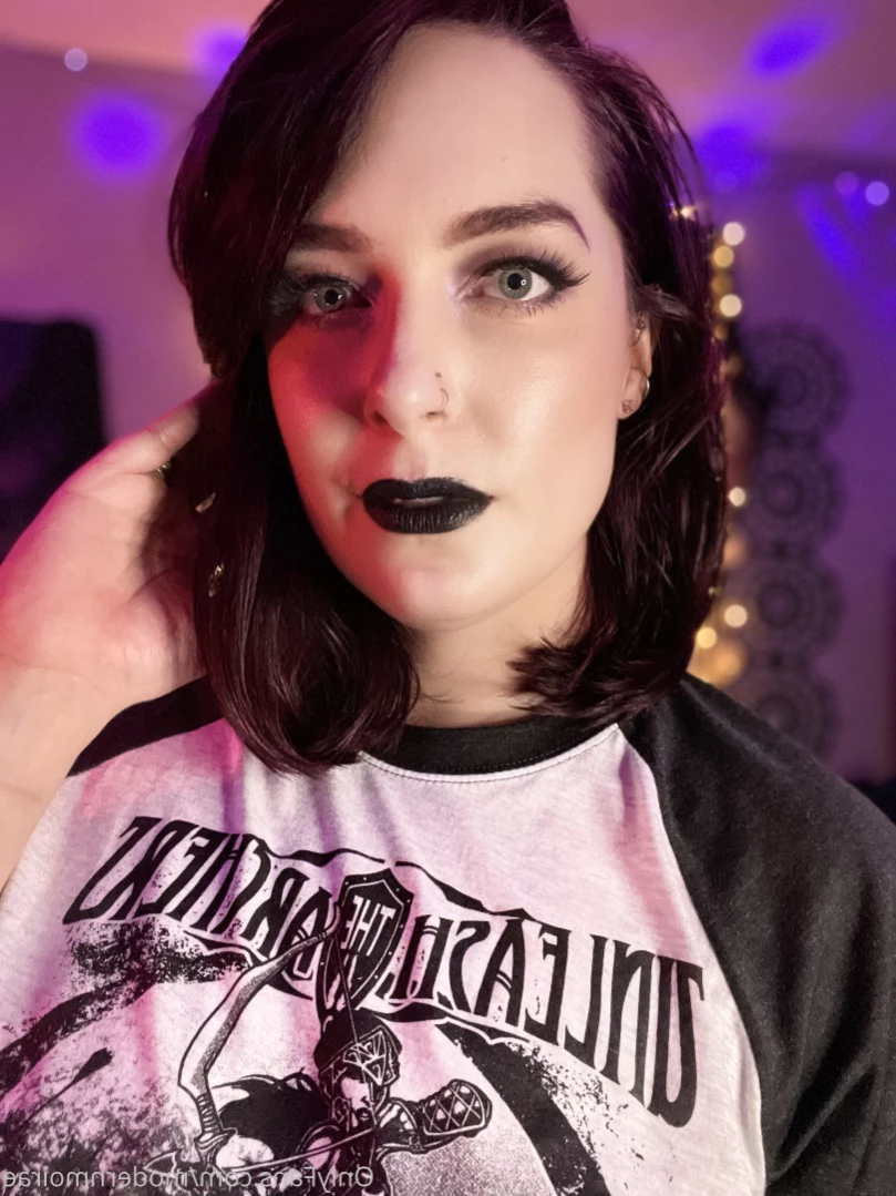 Roxie Rusalka [ roxierusalka ] Onlyfans leaked photo 13842174 on Hotleaks.tv