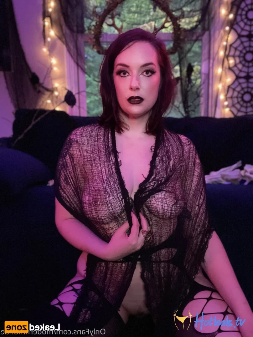 Roxie Rusalka [ roxierusalka ] Onlyfans leaked photo 15631700 on Hotleaks.tv