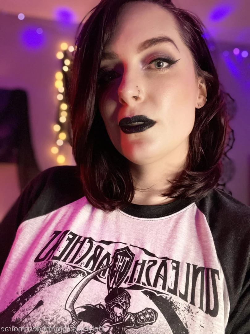 Roxie Rusalka [ roxierusalka ] Onlyfans leaked photo 16213443 on Hotleaks.tv
