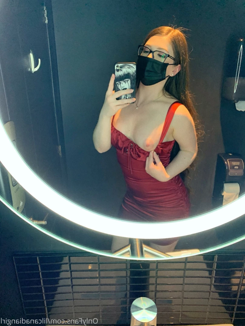 lilcanadiangirl Onlyfans leaked photo 12419481 on Hotleaks.tv