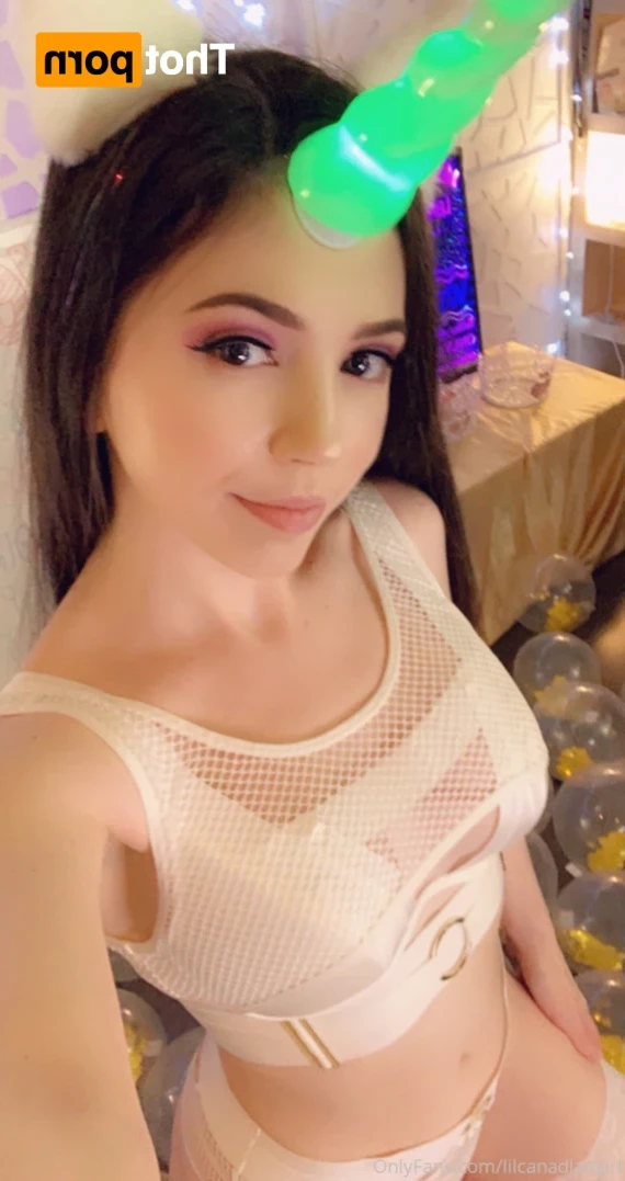 lilcanadiangirl Onlyfans leaked photo 12978434 on Hotleaks.tv