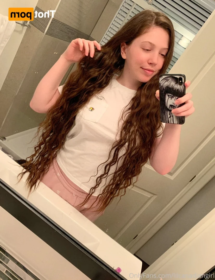 lilcanadiangirl Onlyfans leaked photo 13408877 on Hotleaks.tv