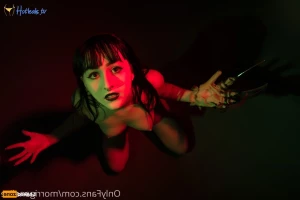 16303070