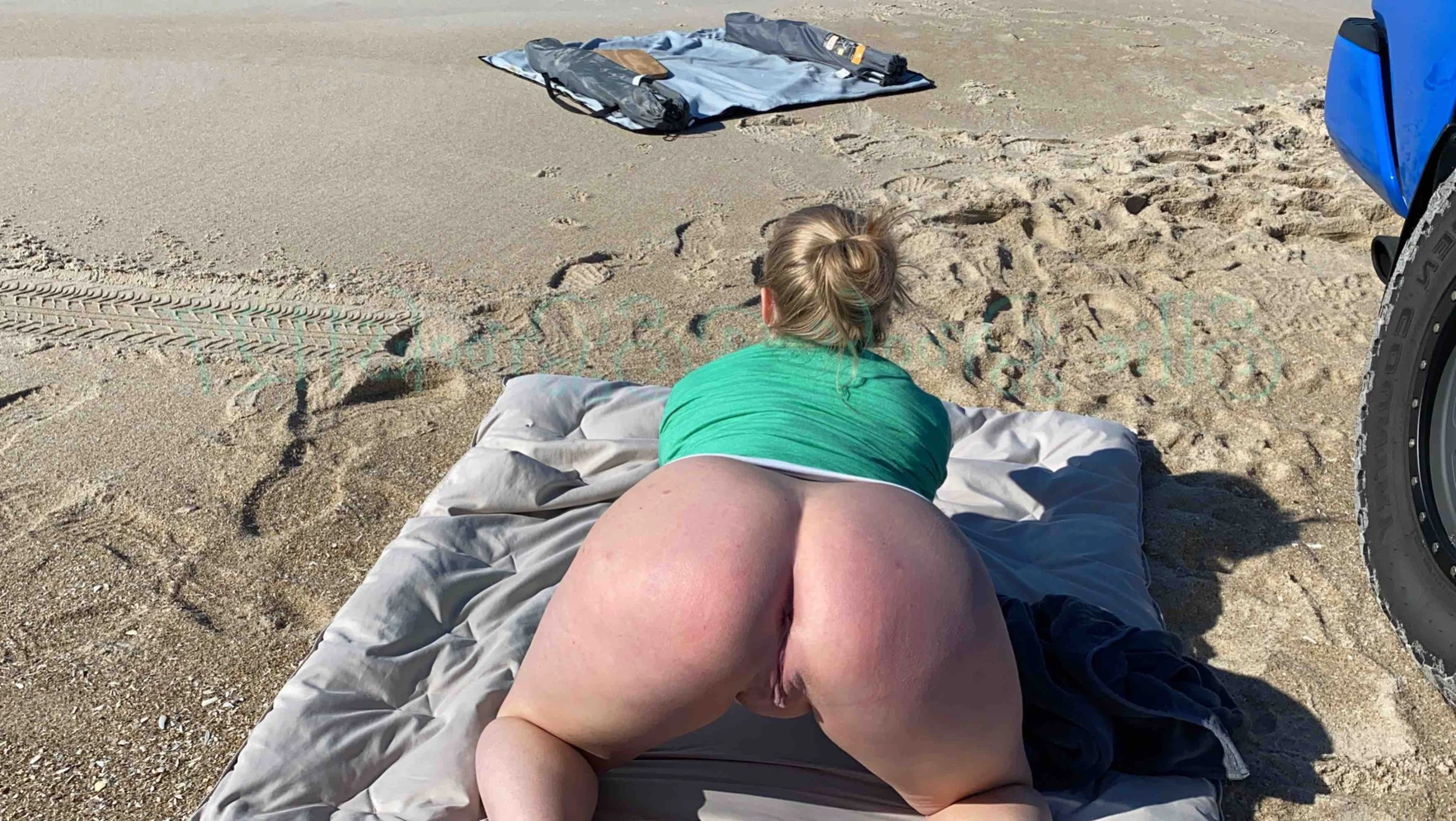 Ellie Brooks (🌴Soccer mom next door🌴) [ mrselliebrooks ] Onlyfans leaked photo 11375663 on Hotleaks.tv