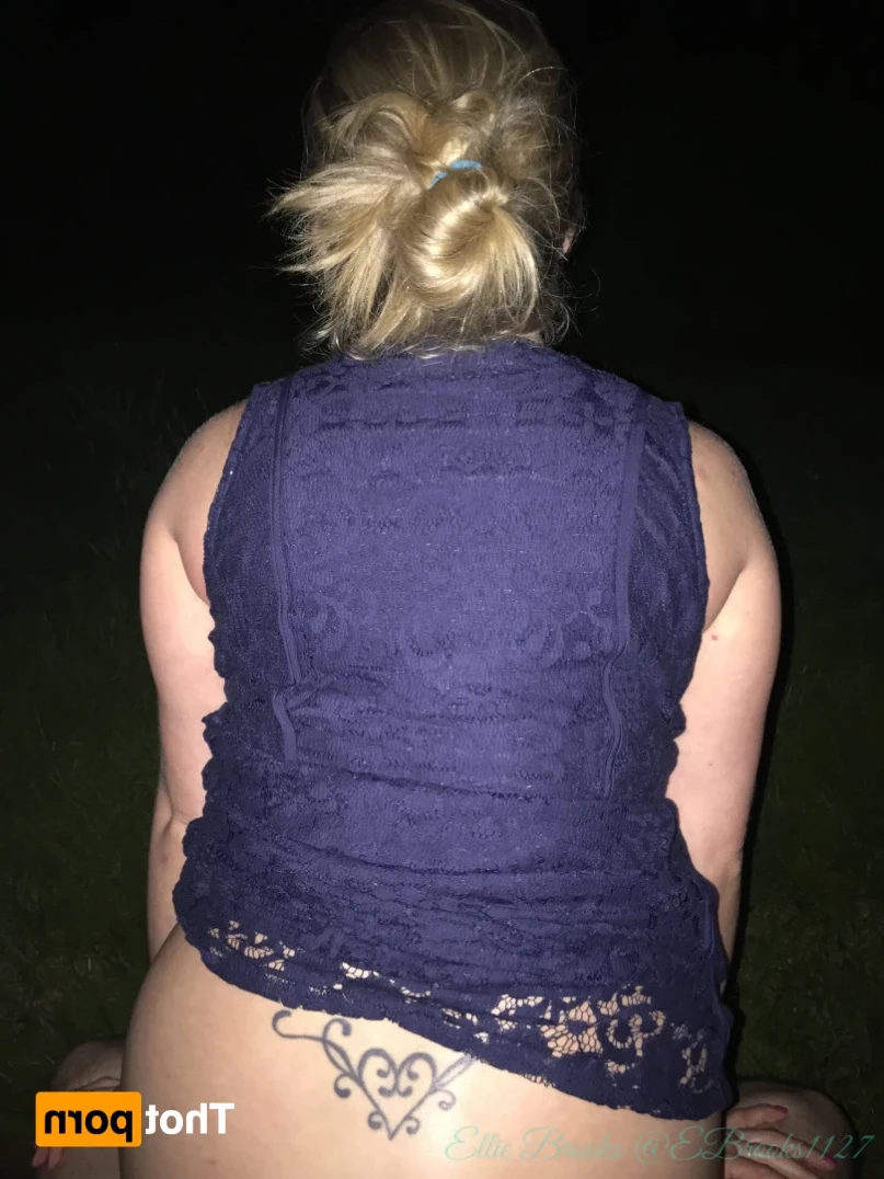 Ellie Brooks (🌴Soccer mom next door🌴) [ mrselliebrooks ] Onlyfans leaked photo 16483257 on Hotleaks.tv