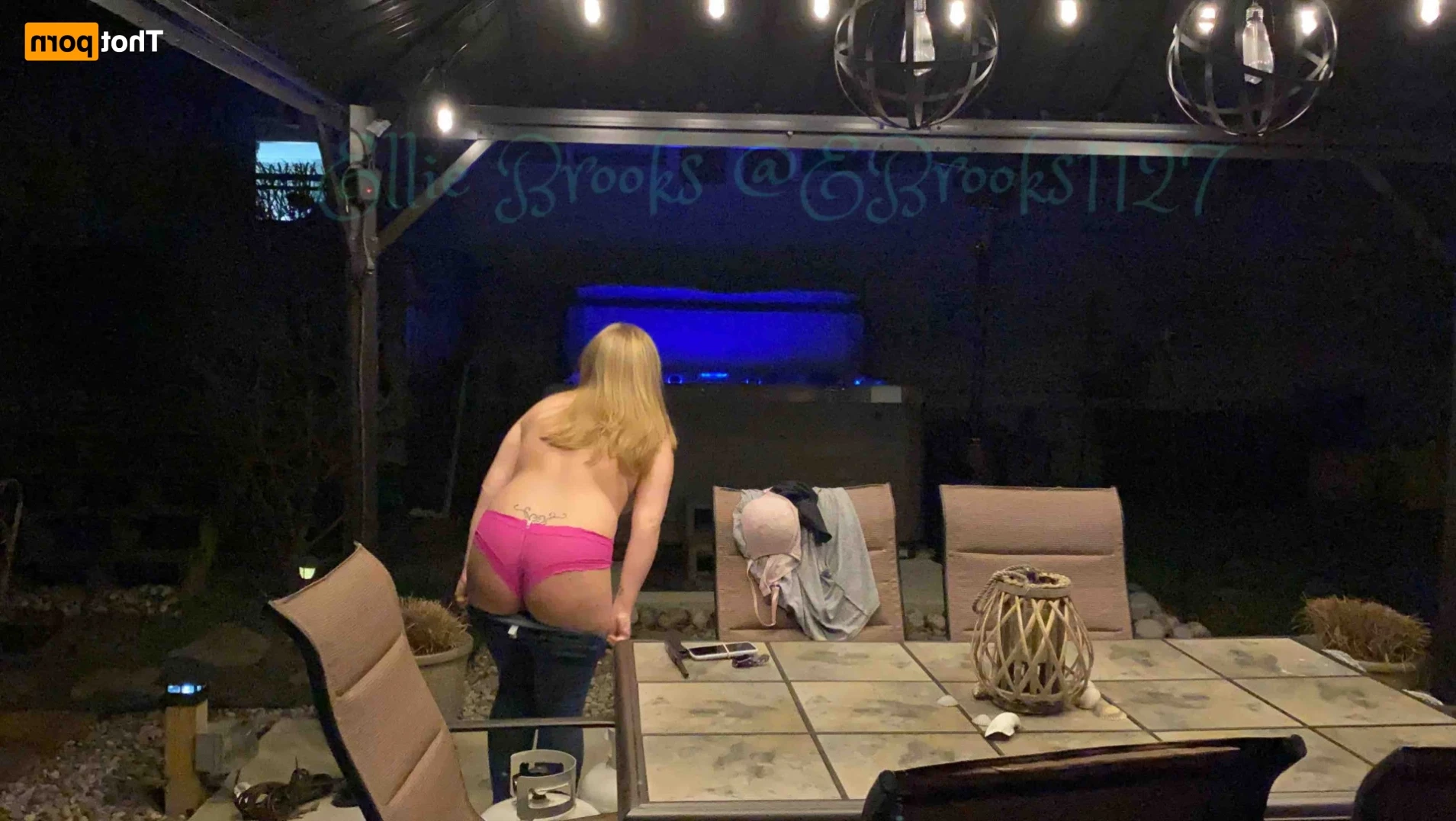 Ellie Brooks (🌴Soccer mom next door🌴) [ mrselliebrooks ] Onlyfans leaked photo 16509359 on Hotleaks.tv