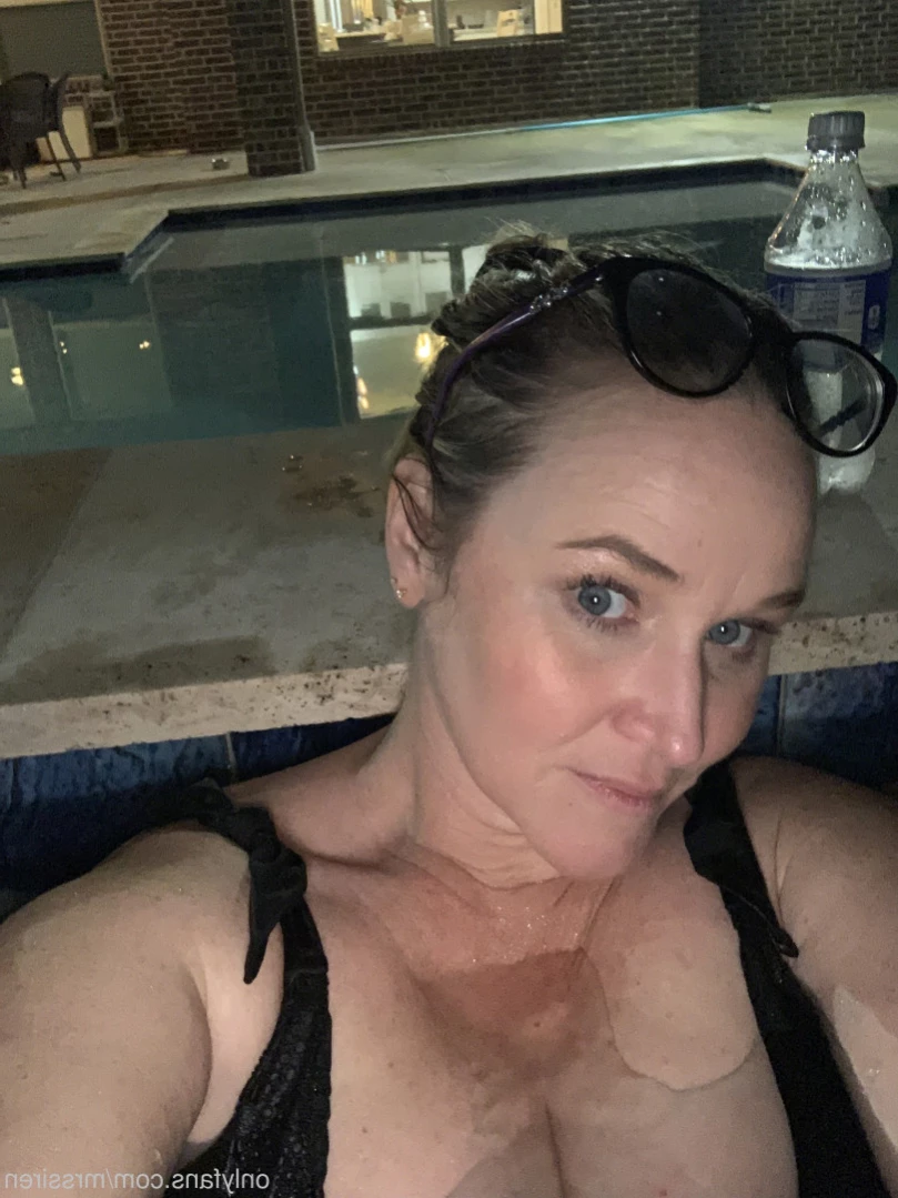 ★ Dee Siren ★ [ mrssiren ] Onlyfans leaked photo 11976878 on Hotleaks.tv