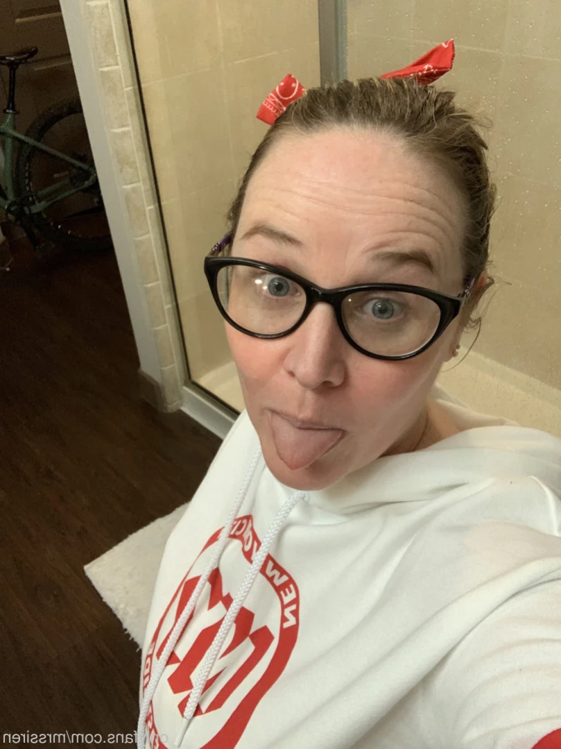 ★ Dee Siren ★ [ mrssiren ] Onlyfans leaked photo 12454832 on Hotleaks.tv