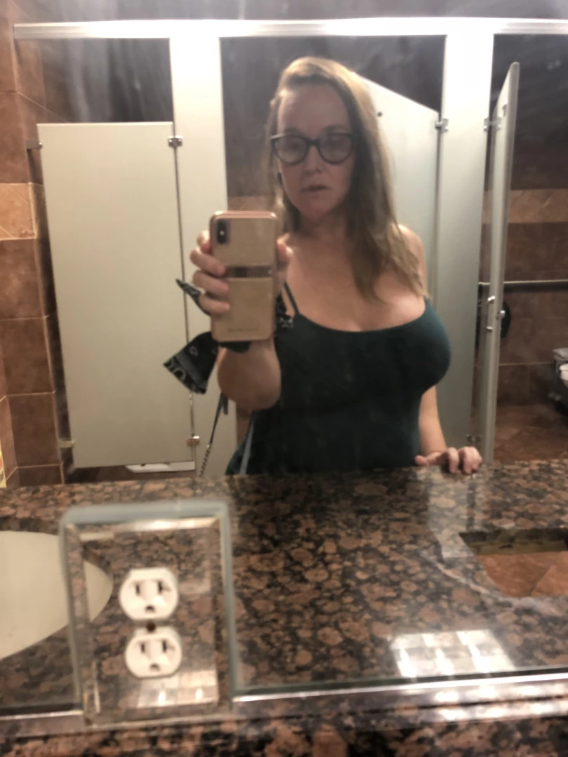 ★ Dee Siren ★ [ mrssiren ] Onlyfans leaked photo 12851700 on Hotleaks.tv