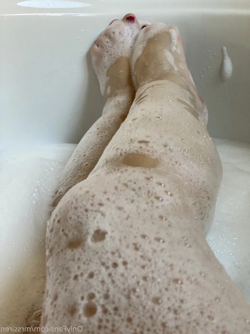 ★ Dee Siren ★ [ mrssiren ] Onlyfans leaked photo 13438079 on Hotleaks.tv