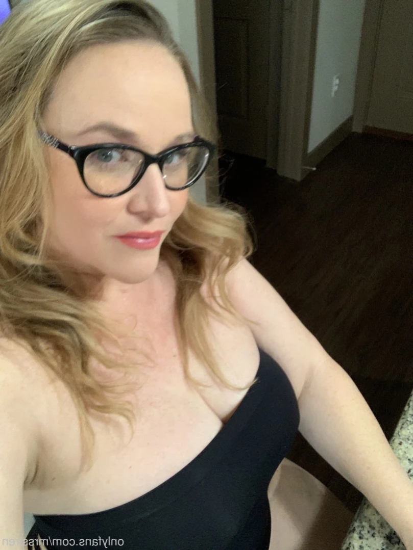 ★ Dee Siren ★ [ mrssiren ] Onlyfans leaked photo 13438741 on Hotleaks.tv