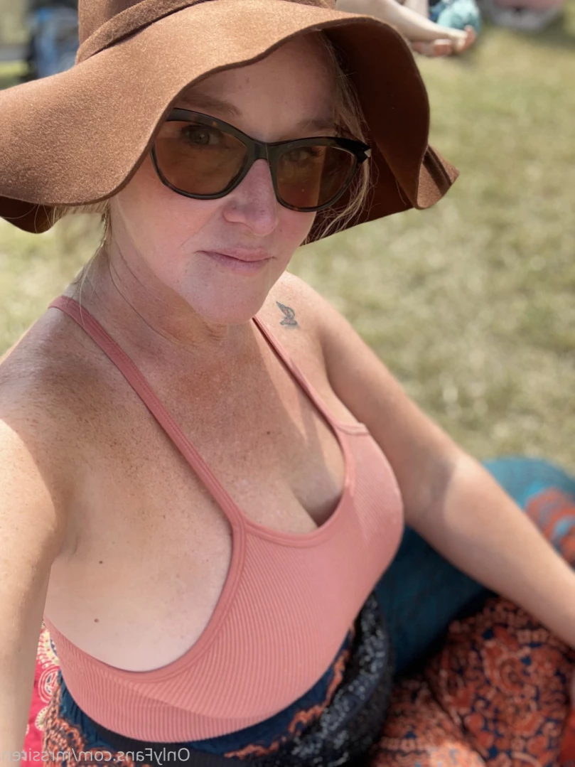★ Dee Siren ★ [ mrssiren ] Onlyfans leaked photo 13438820 on Hotleaks.tv