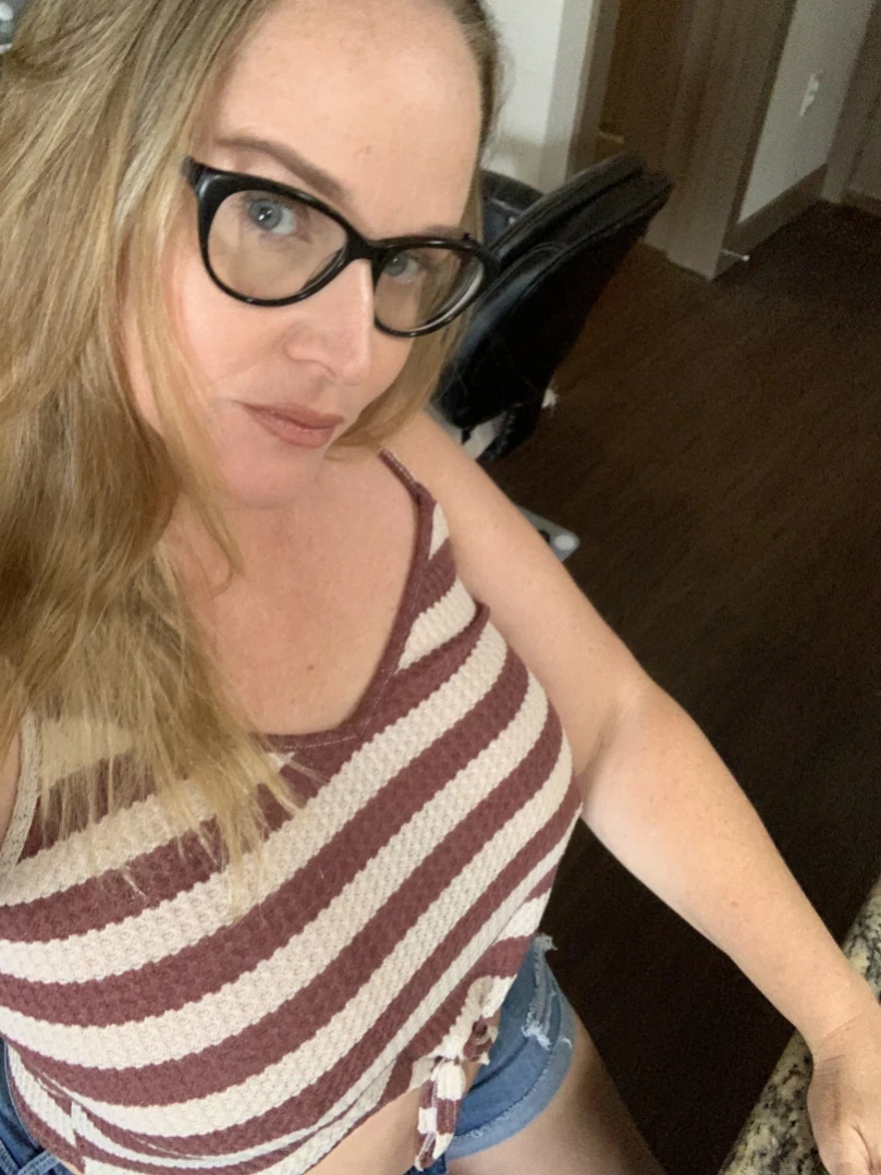 ★ Dee Siren ★ [ mrssiren ] Onlyfans leaked photo 13445214 on Hotleaks.tv