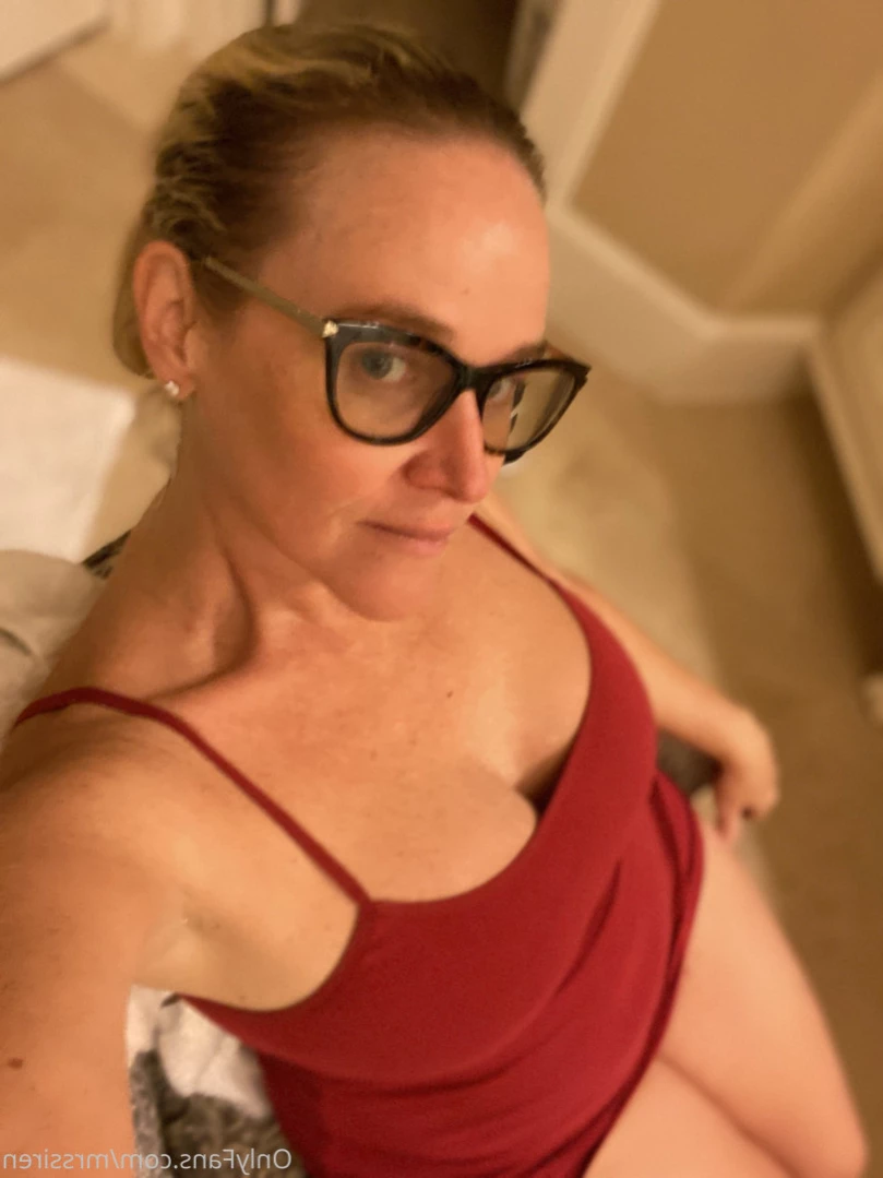 ★ Dee Siren ★ [ mrssiren ] Onlyfans leaked photo 13450506 on Hotleaks.tv