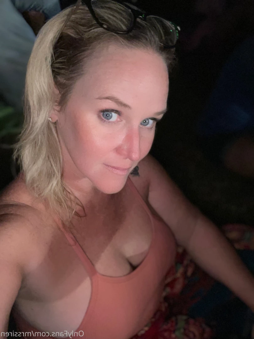 ★ Dee Siren ★ [ mrssiren ] Onlyfans leaked photo 13450838 on Hotleaks.tv