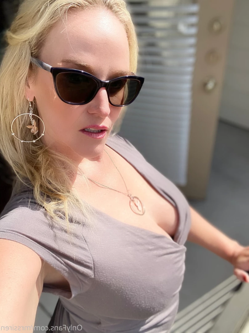 ★ Dee Siren ★ [ mrssiren ] Onlyfans leaked photo 14894445 on Hotleaks.tv