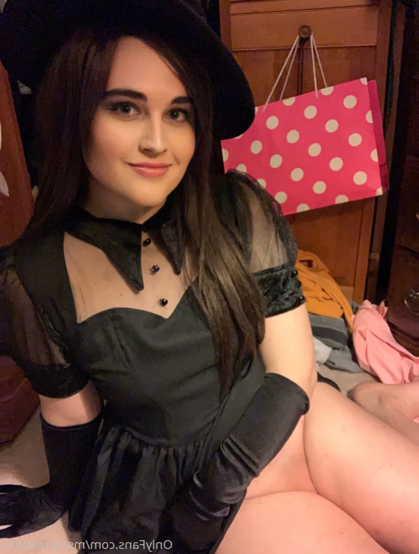Claire [ msclaireabella ] Onlyfans leaked photo 11972698 on Hotleaks.tv