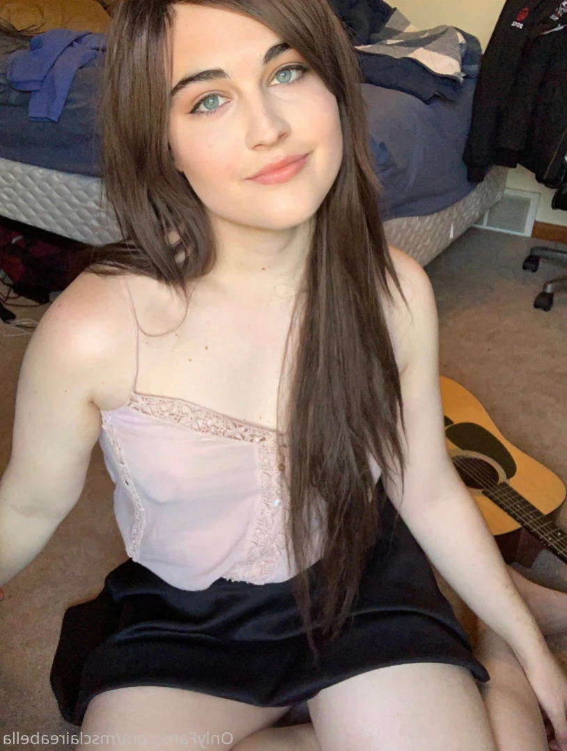 Claire [ msclaireabella ] Onlyfans leaked photo 13437013 on Hotleaks.tv