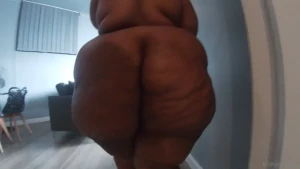 8010872