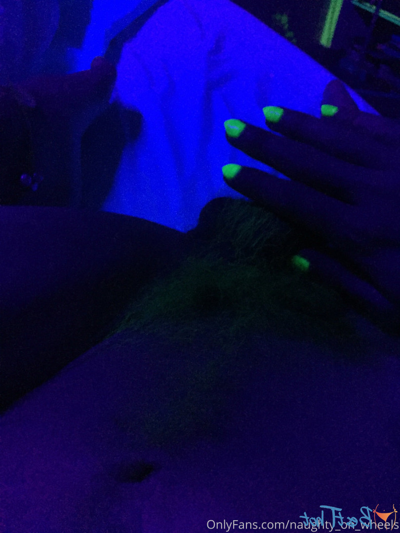 naughty on wheels [ naughty_on_wheels ] Onlyfans leaked photo 17249659 on Hotleaks.tv