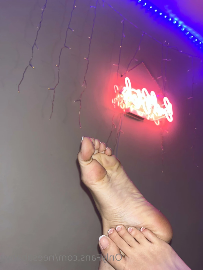 Feet Princess 👸🏻✨ [ footprincessx1 ] Onlyfans leaked photo 7875520 on Hotleaks.tv