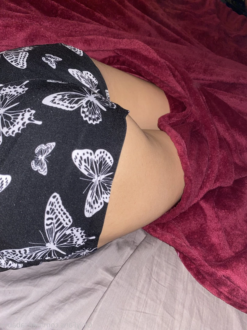 Feet Princess 👸🏻✨ [ footprincessx1 ] Onlyfans leaked photo 7876158 on Hotleaks.tv