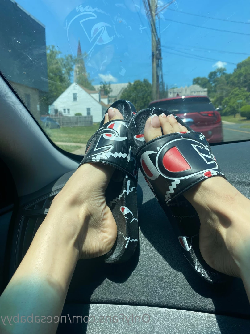 Feet Princess 👸🏻✨ [ footprincessx1 ] Onlyfans leaked photo 7876179 on Hotleaks.tv