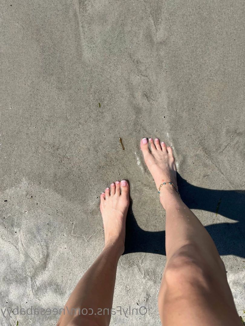 Feet Princess 👸🏻✨ [ footprincessx1 ] Onlyfans leaked photo 7876357 on Hotleaks.tv