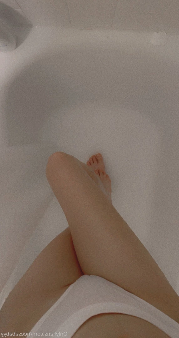 Feet Princess 👸🏻✨ [ footprincessx1 ] Onlyfans leaked photo 7876592 on Hotleaks.tv