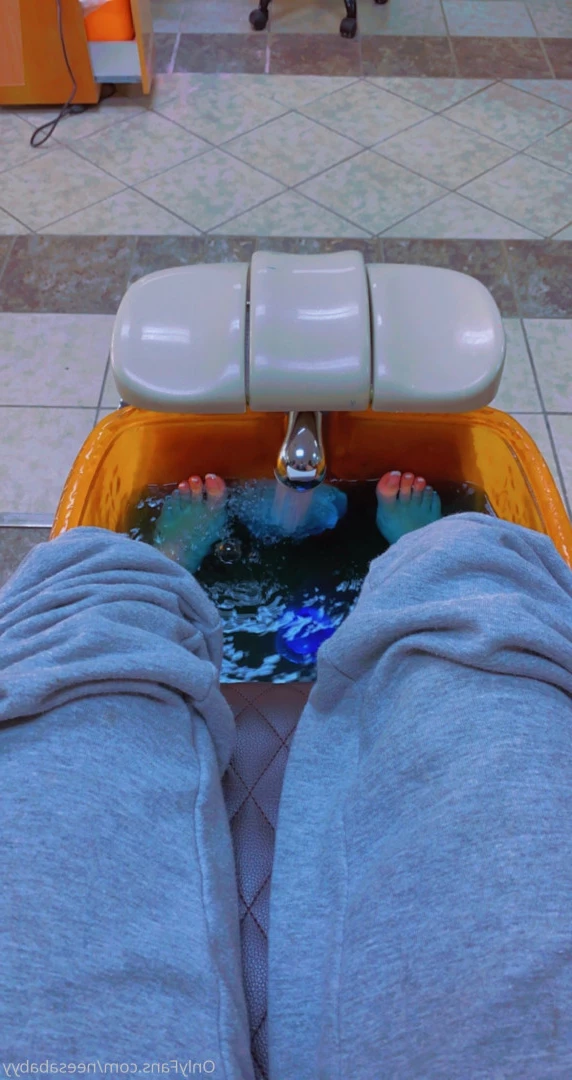 Feet Princess 👸🏻✨ [ footprincessx1 ] Onlyfans leaked photo 7876705 on Hotleaks.tv