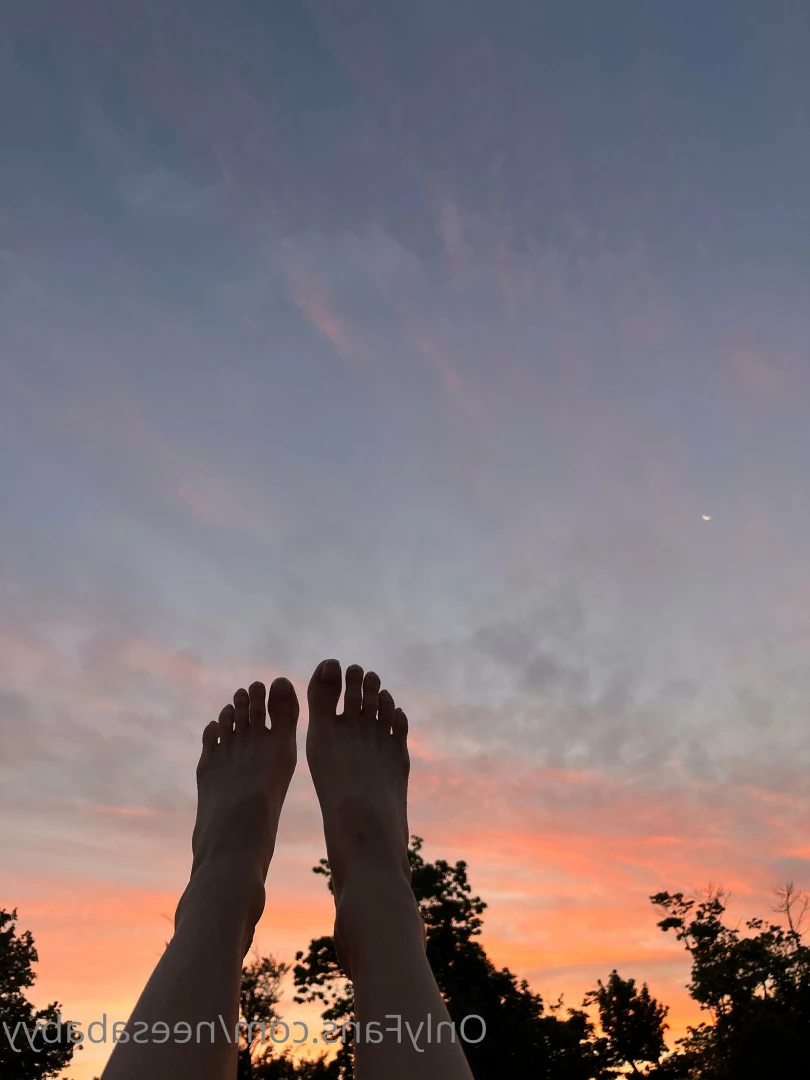 Feet Princess 👸🏻✨ [ footprincessx1 ] Onlyfans leaked photo 7877463 on Hotleaks.tv