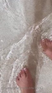 Feet Princess 👸🏻✨ [ footprincessx1 ] Onlyfans leaked video 8006456 on Hotleaks.tv
