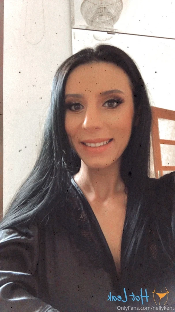 Nelly Kent Official [ nellykent ] Onlyfans leaked photo 11422908 on Hotleaks.tv