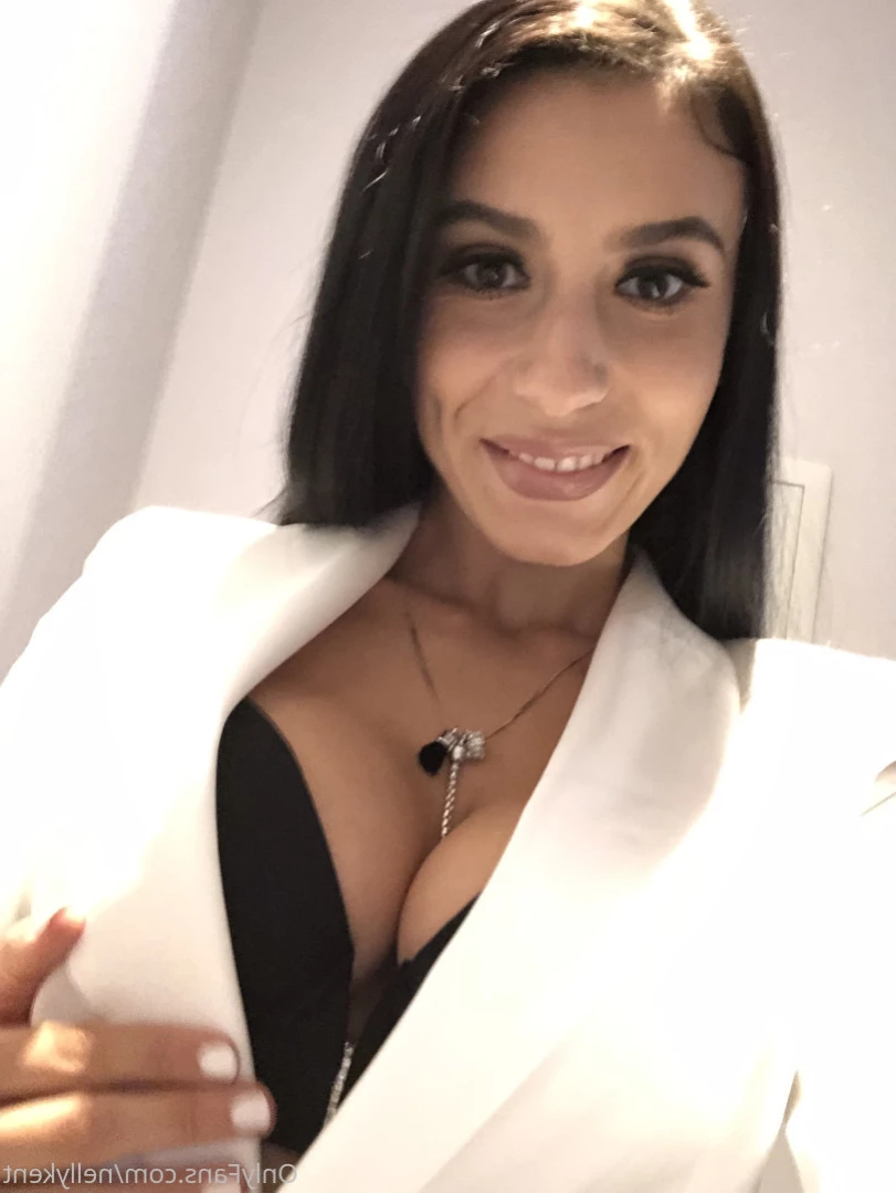 Nelly Kent Official [ nellykent ] Onlyfans leaked photo 11453812 on Hotleaks.tv
